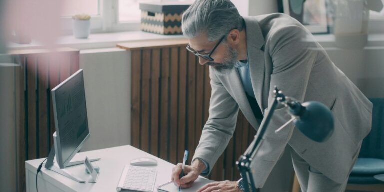 Why CEO Pay Structures Are Back in the Policy Spotlight 